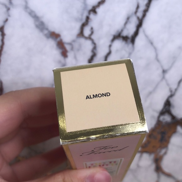 Too Faced Tutti Frutti Dew You Foundation - Picture 2 of 6